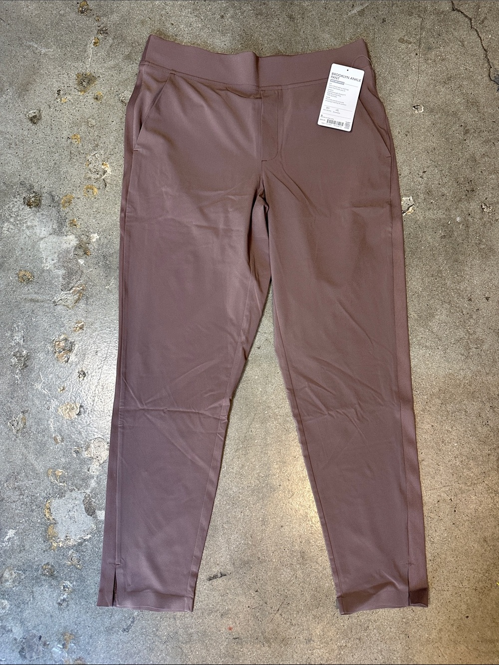 Athleta Brooklyn Pant in Mineral